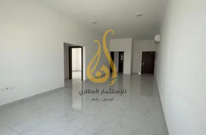 شقة - 2 غرف نوم - 3 حمامات للايجار في الخيصة - الخيصة - أم صلال محمد