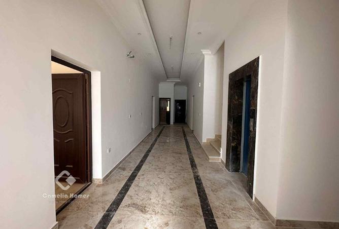 925249 - Property Image 2