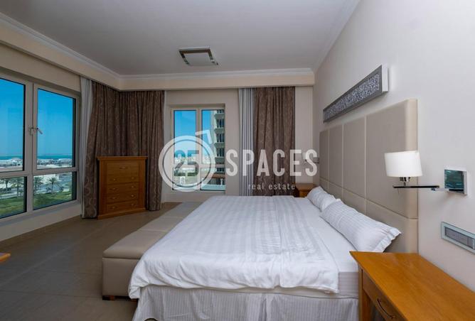 925842 - Property Image 3