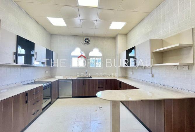 998360 - Property Image 3