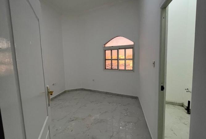 999250 - Property Image 2