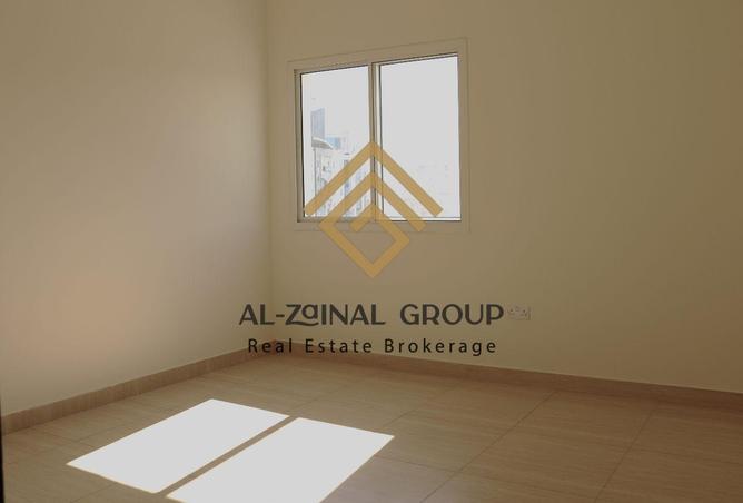 1000193 - Property Image 2