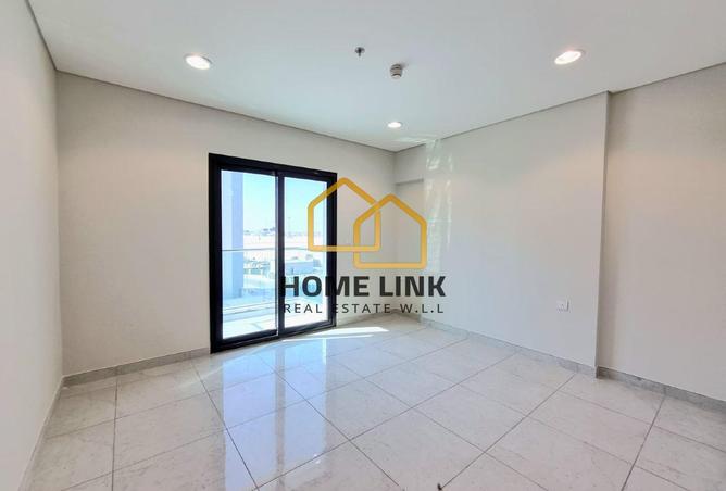 963432 - Property Image 3