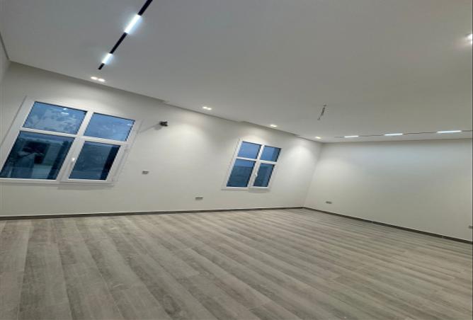 953752 - Property Image 2