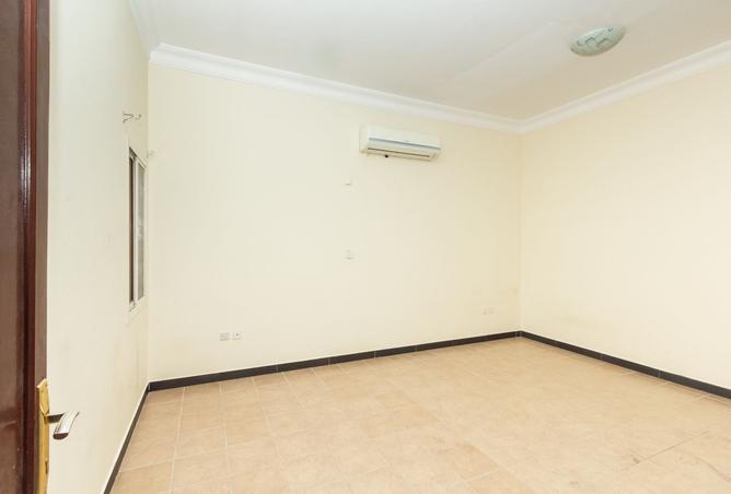 965014 - Property Image 3