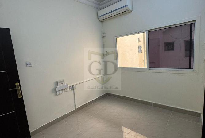 1000282 - Property Image 2