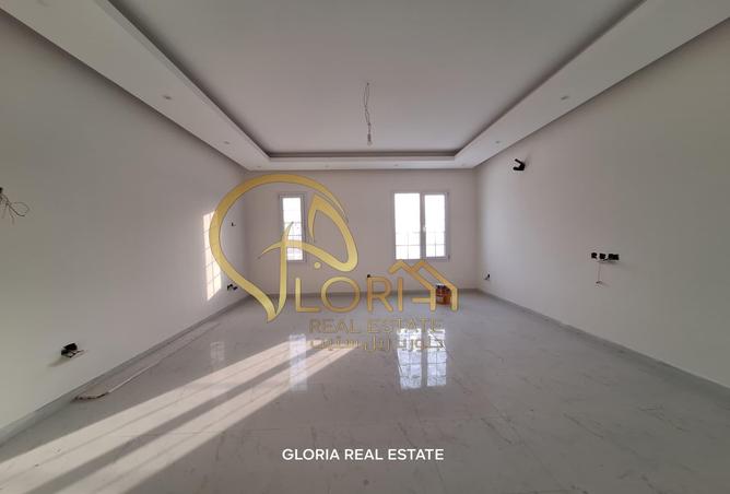 936437 - Property Image 2