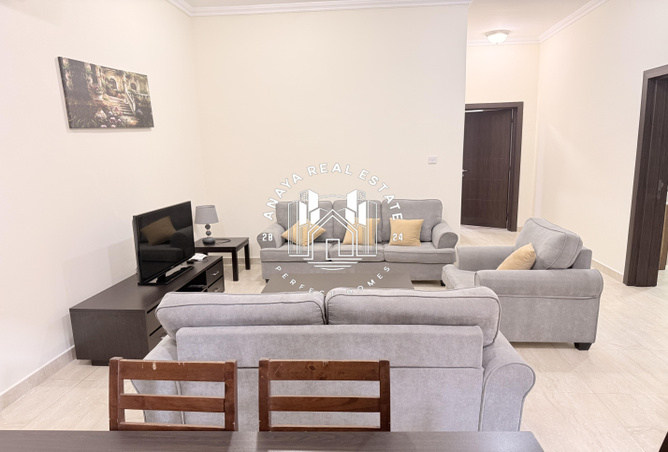 966889 - Property Image 3