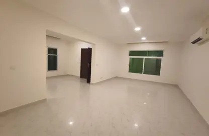 فيلا - 4 غرف نوم - 4 حمامات للايجار في سوق الغرافة - الغرافة - الدوحة فيلا - 4 غرف نوم - 4 حمامات للايجار في سوق الغرافة - الغرافة - الدوحة