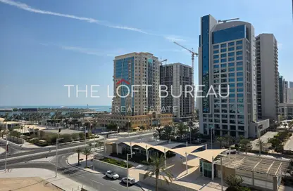 Apartment - 2 Bedrooms - 3 Bathrooms for rent in Marina Tower 23 - Marina District - Lusail