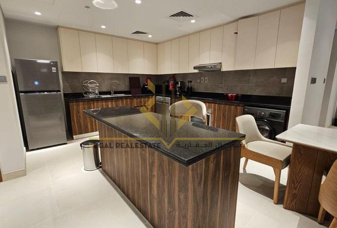 956462 - Property Image 2