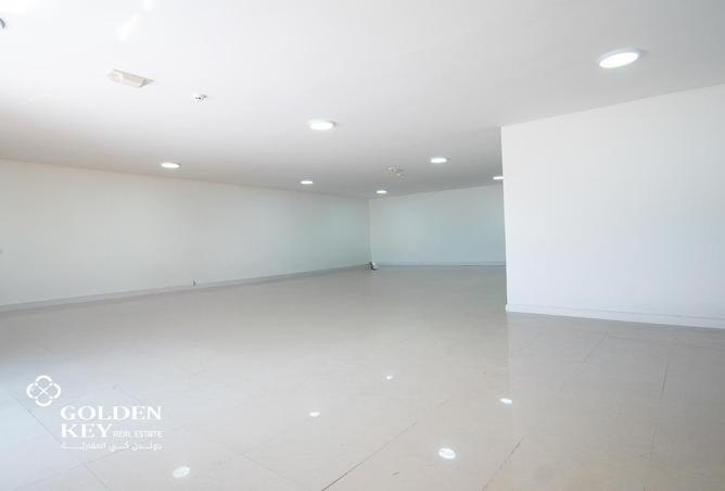 900008 - Property Image 2