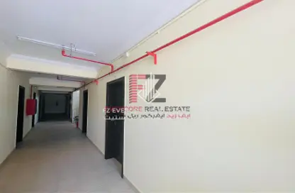 Labor Camp - Studio - 7 Bathrooms for rent in Industrial Area - Industrial Area - Doha