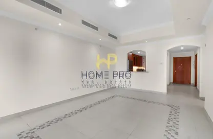 Apartment - 1 Bedroom - 2 Bathrooms for rent in East Porto Drive - Porto Arabia - The Pearl Island - Doha