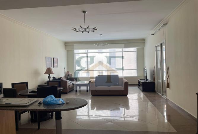 933572 - Property Image 2
