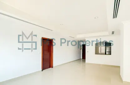 Apartment - 1 Bedroom - 2 Bathrooms for rent in West Porto Drive - Porto Arabia - The Pearl Island - Doha