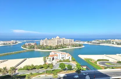 Apartment - 3 Bedrooms - 4 Bathrooms for rent in West Porto Drive - Porto Arabia - The Pearl Island - Doha