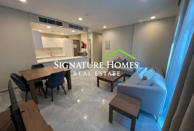 933008 - Property Image 2