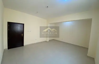 Apartment - 2 Bedrooms - 2 Bathrooms for rent in Bu Hamour Street - Abu Hamour - Doha