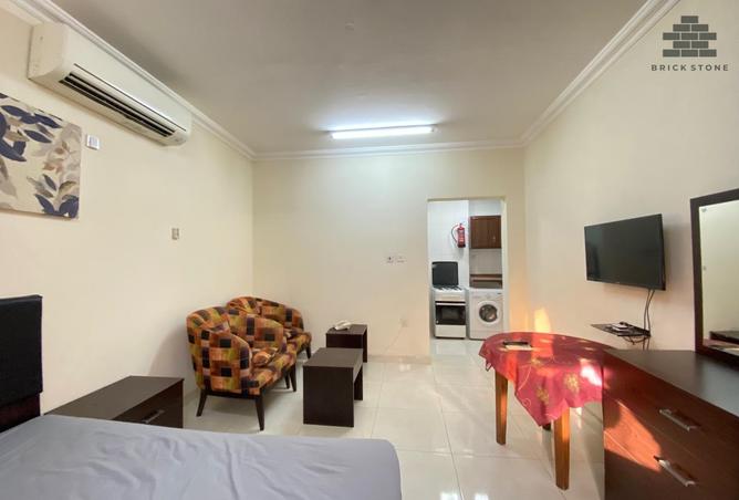 899825 - Property Image 2