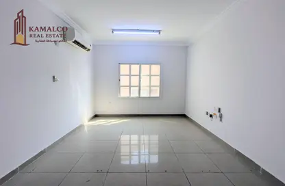 Apartment - 2 Bedrooms - 2 Bathrooms for rent in Al Muntazah - Doha