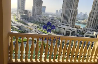 Apartment - 2 Bedrooms - 3 Bathrooms for rent in West Porto Drive - Porto Arabia - The Pearl Island - Doha