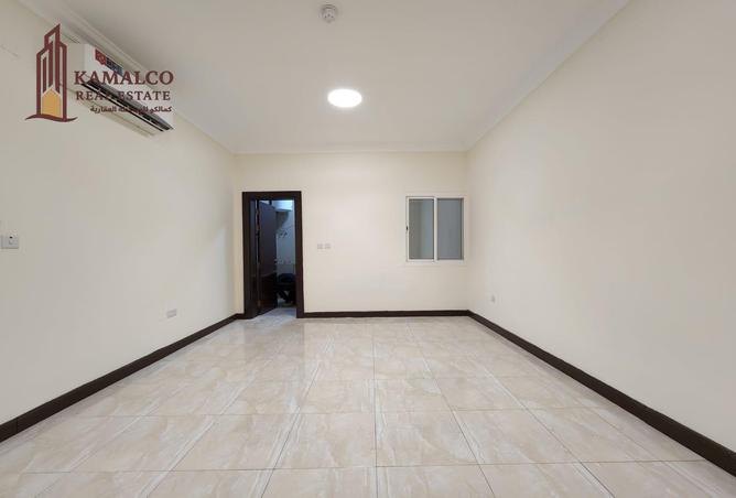 953937 - Property Image 3