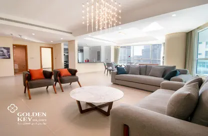 Apartment - 1 Bedroom - 2 Bathrooms for rent in Marina Residences 195 - Marina District - Lusail