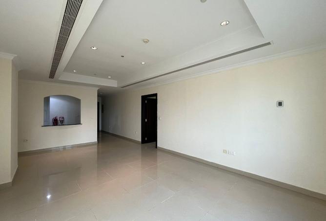 984876 - Property Image 2