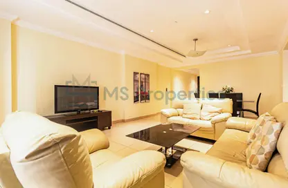 Apartment - 1 Bedroom - 2 Bathrooms for rent in East Porto Drive - Porto Arabia - The Pearl Island - Doha