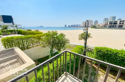 Apartment - 2 Bedrooms - 4 Bathrooms for rent in La Plage South - La Plage - The Pearl Island - Doha