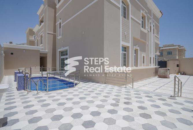 Villa - 7+ Bedrooms - 7+ Bathrooms for sale in Lusail City - Lusail