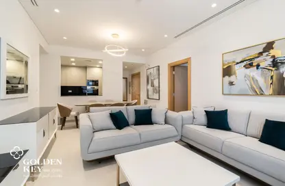 Apartment - 2 Bedrooms - 3 Bathrooms for rent in The Garden - Floresta Gardens - The Pearl Island - Doha