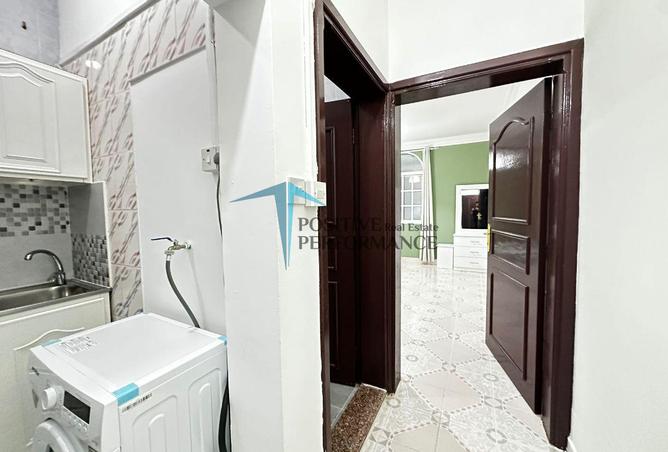 998221 - Property Image 3