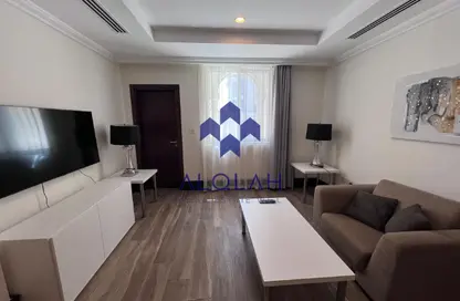 Apartment - 1 Bedroom - 2 Bathrooms for rent in Viva Bahriyah - The Pearl Island - Doha