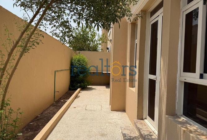 930814 - Property Image 3