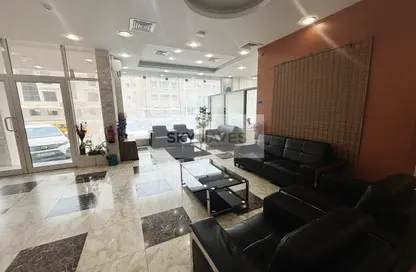 مساحات مكتبية - استوديو - 2 حمامات للايجار في منتزه 10 - المنتزه - الدوحة