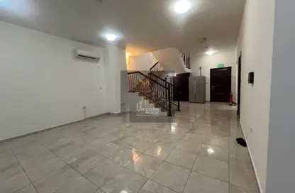 مجمع سكني - 3 غرف نوم - 4 حمامات للايجار في الريان القديمة - الريان - الدوحة
