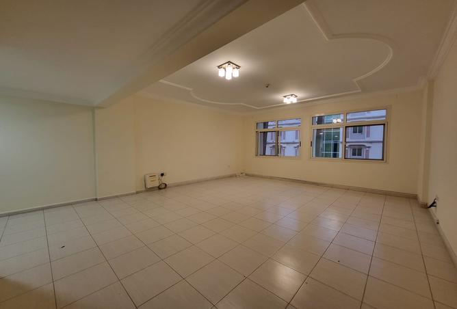 937318 - Property Image 2