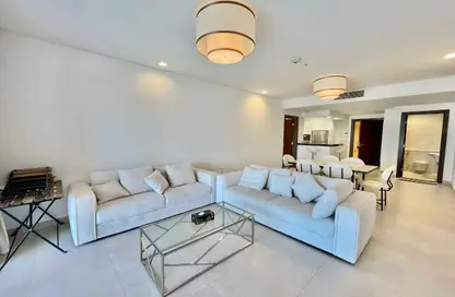 Apartment - 1 Bedroom - 2 Bathrooms for rent in Al Mutahidah Tower - Viva Bahriyah - The Pearl Island - Doha