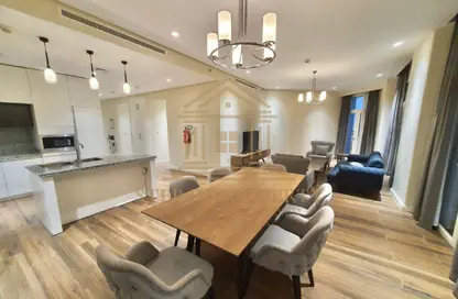 Apartment - 2 Bedrooms - 4 Bathrooms for rent in Floresta Gardens - Floresta Gardens - The Pearl Island - Doha