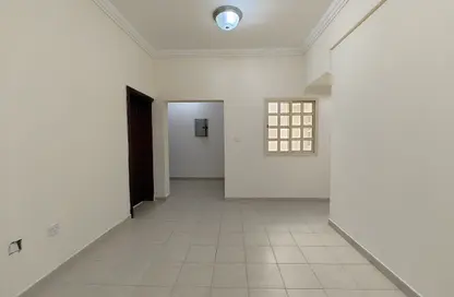 Apartment - 1 Bedroom - 1 Bathroom for rent in Hadramout Street - Doha Al Jadeed - Doha