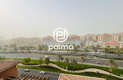 شقة - 2 غرف نوم - 3 حمامات للايجار في طريق بورتو الشرقي - بورتو أرابيا - جزيرة اللؤلؤة - الدوحة