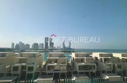 Duplex - 4 Bedrooms - 5 Bathrooms for sale in Gewan Island - The Pearl Island - Doha