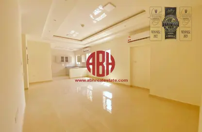 Apartment - 2 Bedrooms - 2 Bathrooms for rent in Asim Bin Omar Street - Al Mansoura - Doha
