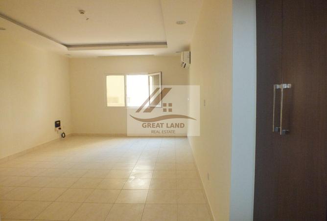950470 - Property Image 3