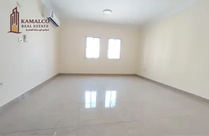 Apartment - 2 Bedrooms - 2 Bathrooms for rent in Al Mansoura - Al Mansoura - Doha