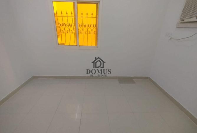 930922 - Property Image 2