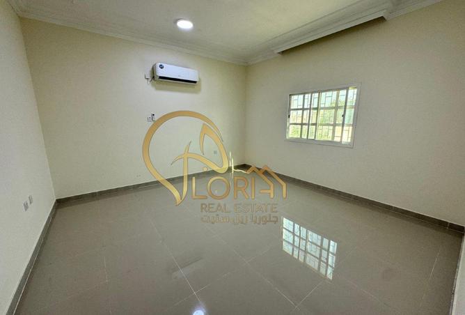 1008045 - Property Image 3