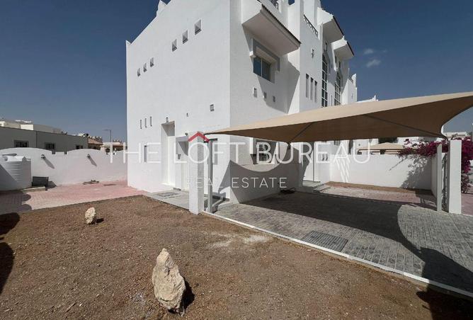 946641 - Property Image 2